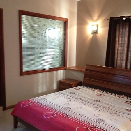 Dreamhome Balaclava Luaran gambar
