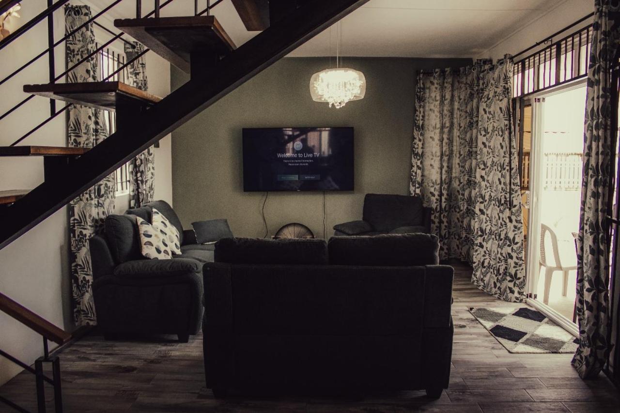 Dreamhome Balaclava Luaran gambar
