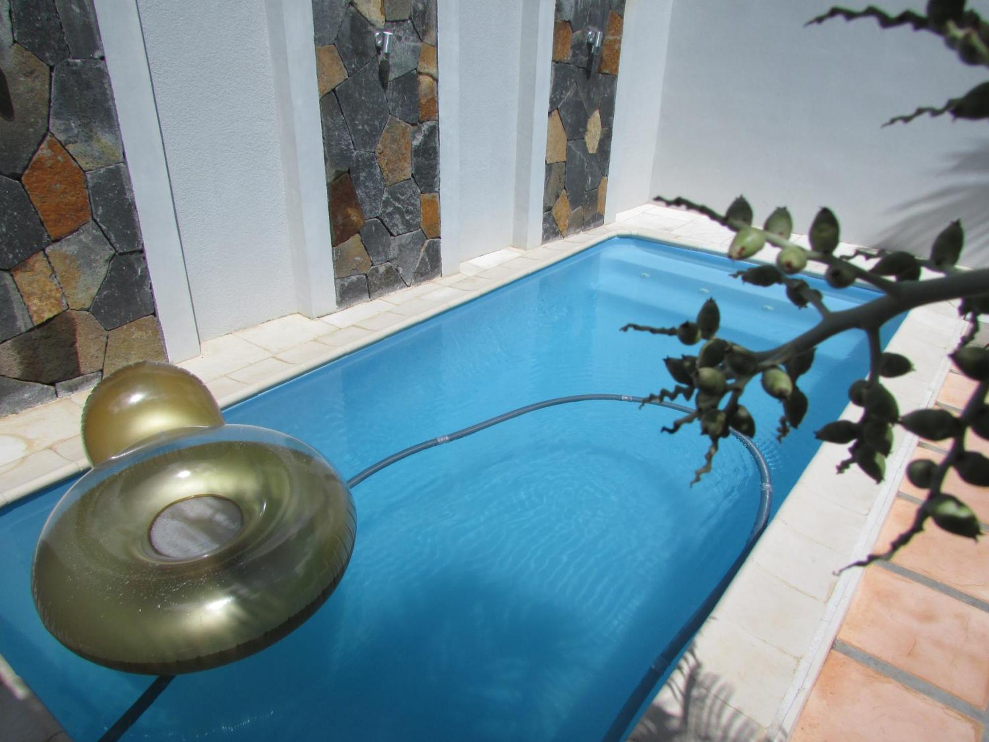 Dreamhome Balaclava Bilik gambar